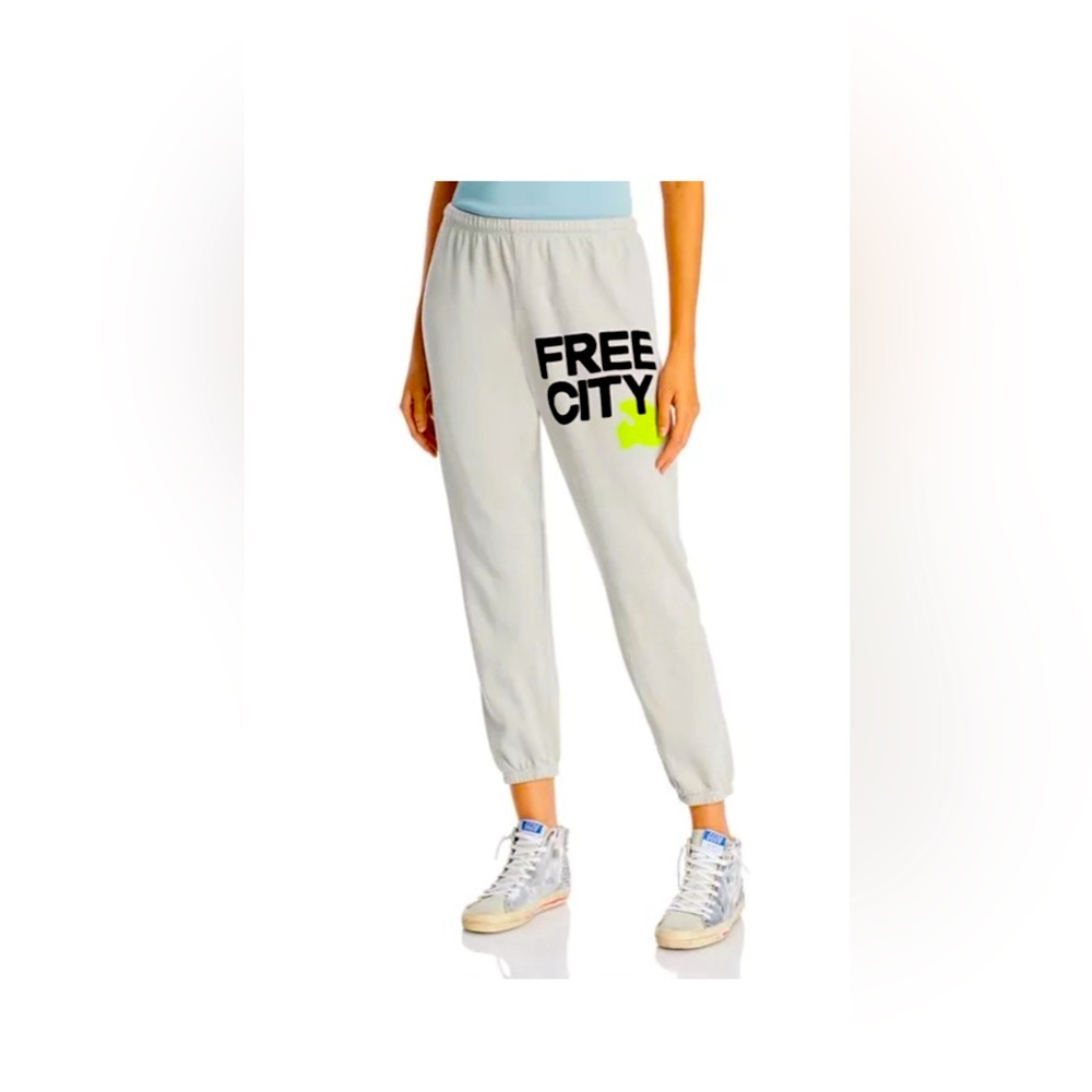 Free city sweatpants